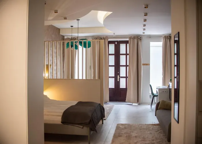 Center Flat Апартаменты *